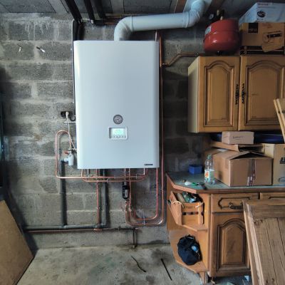Installation d'un chauffe-eau à Vannes